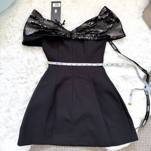 Heiress Sequin Bow Off Shoulder Mini Dress XXS - Black - Picture 4 of 5
